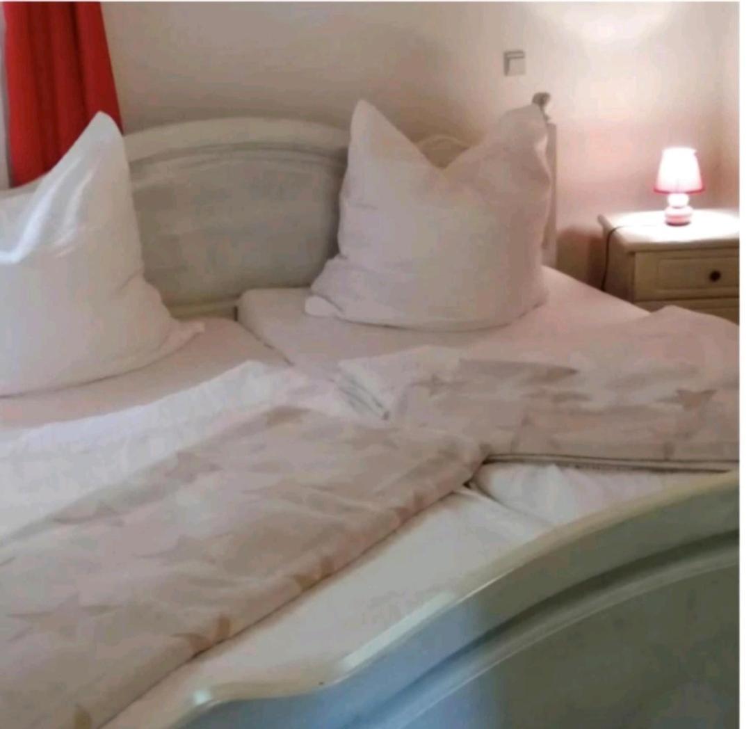 Chalet Rose Villa บวร์ก-รอยลานด์ ภายนอก รูปภาพ